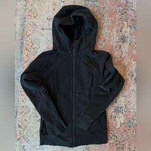BLACK LULULEMON FULL ZIP SCUBA HOODIE